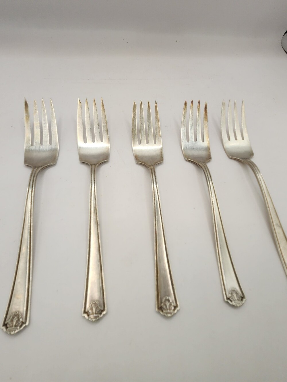 Set Of 5 Silverplate Salad Forks WM Rogers